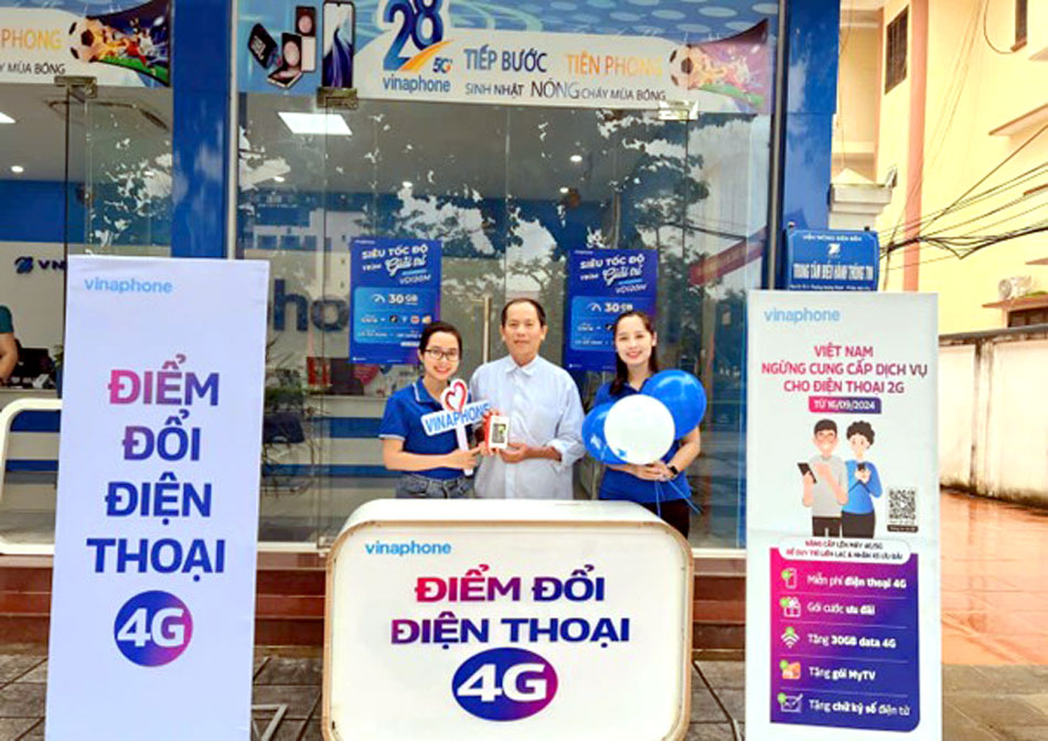 VNPT - Vinaphone Điện Biên hỗ trợ khách hàng nâng cấp điện thoại 2G lên 4G miễn phí tại các điểm giao dịch Vinaphone.
